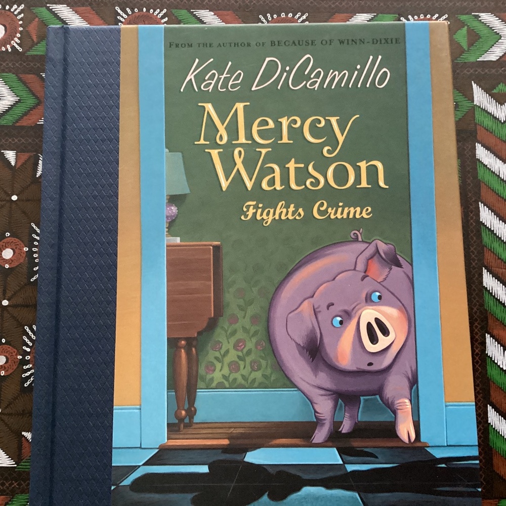 Mercy Watson fights crime hard back book used in great shape